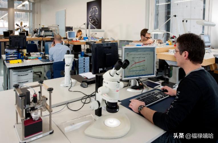 阿斯顿马丁t11,阿斯顿马丁手表是什么牌子