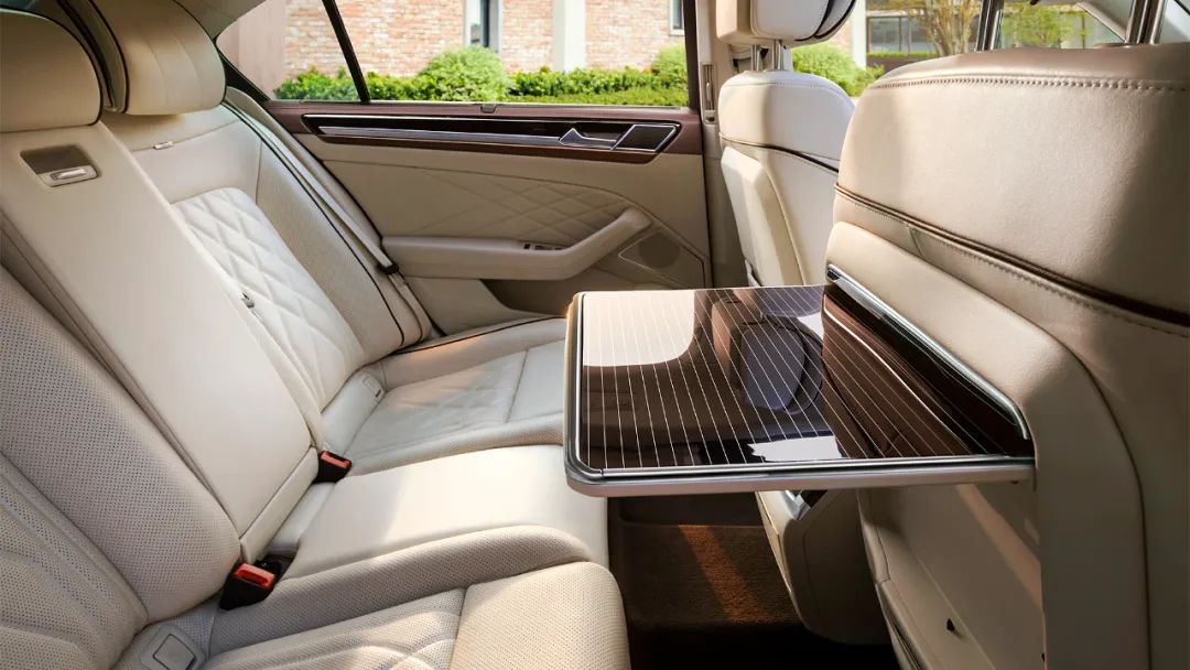 50万左右买什么低调轿车,50万预算买这11台车最有面子