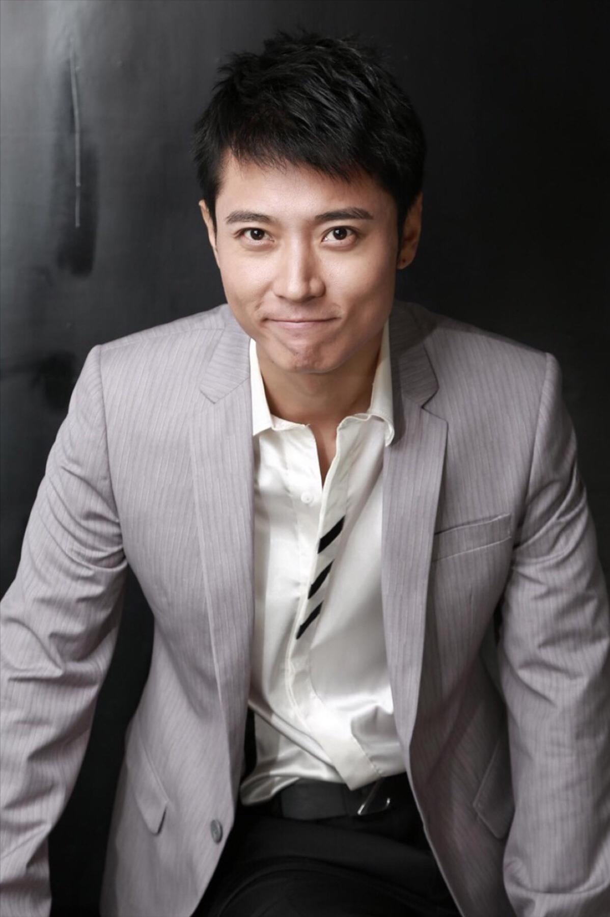 洪欣张丹峰官宣离婚视频,洪欣张丹峰官宣离婚评论