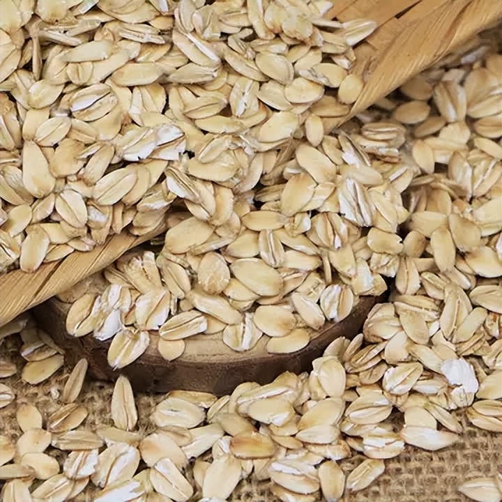 吃燕麦有什么好处？医生小课堂：血糖高的人应该如何挑选燕麦？