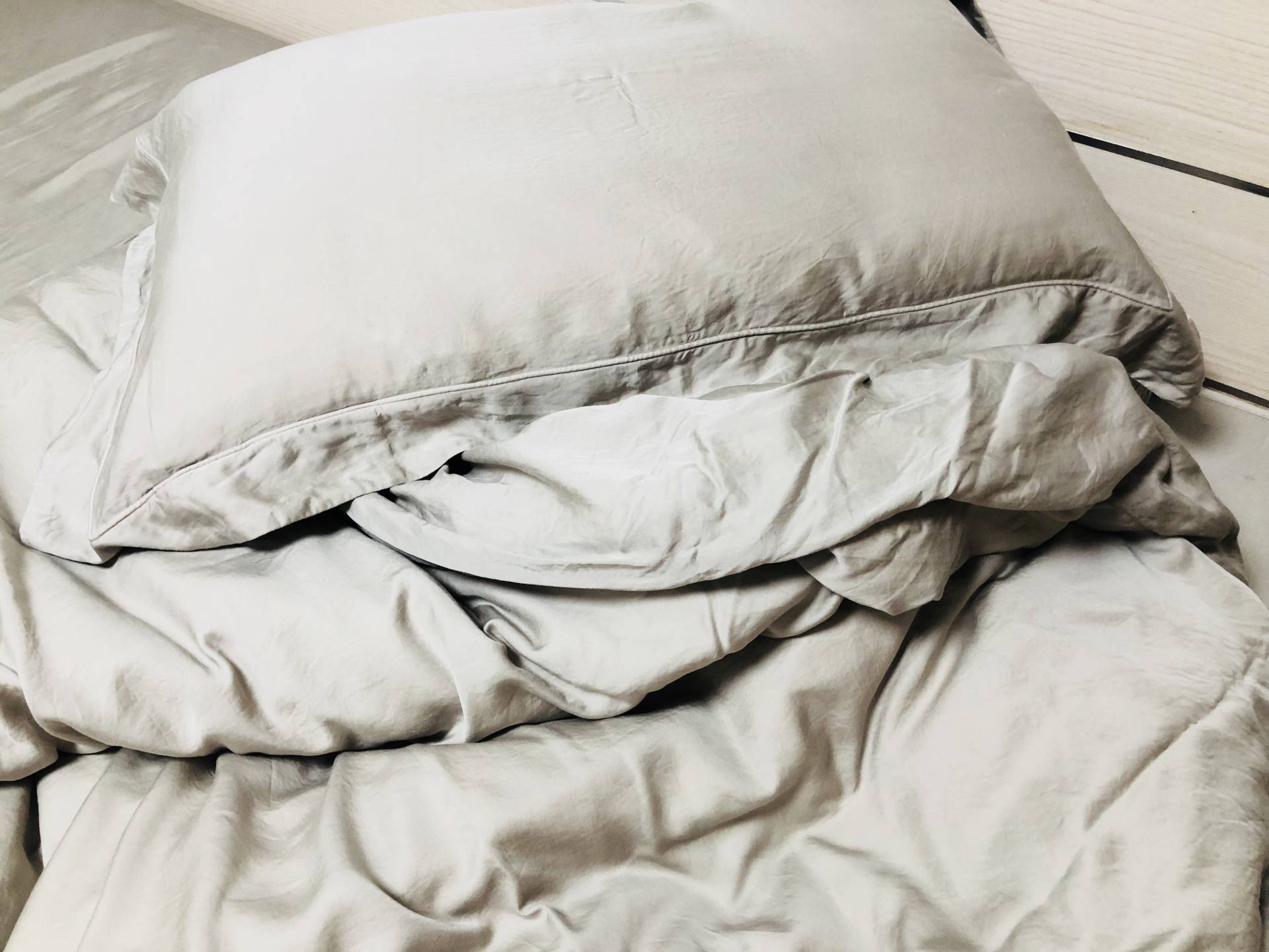 秋老虎闷热让人烦躁难安？自带降温属性的床品会让你清凉5度