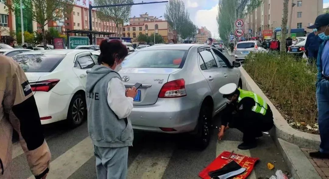 交警夏季治安打击整治百日行动,交巡警开展夏季治安打击整治行动