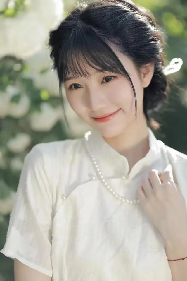 春盼草木发芽，夏盼植物生长