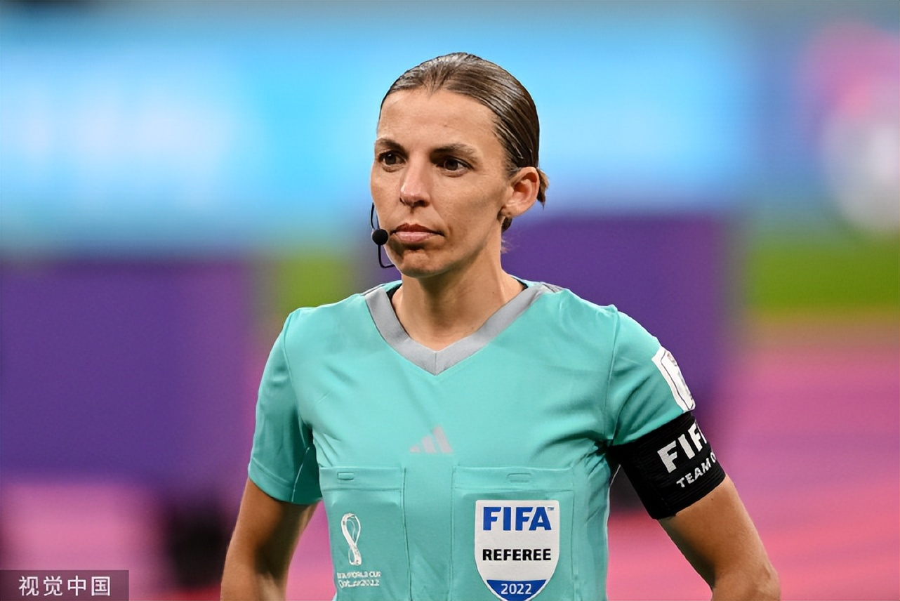 世界杯第一名女裁判,女裁判足球世界杯