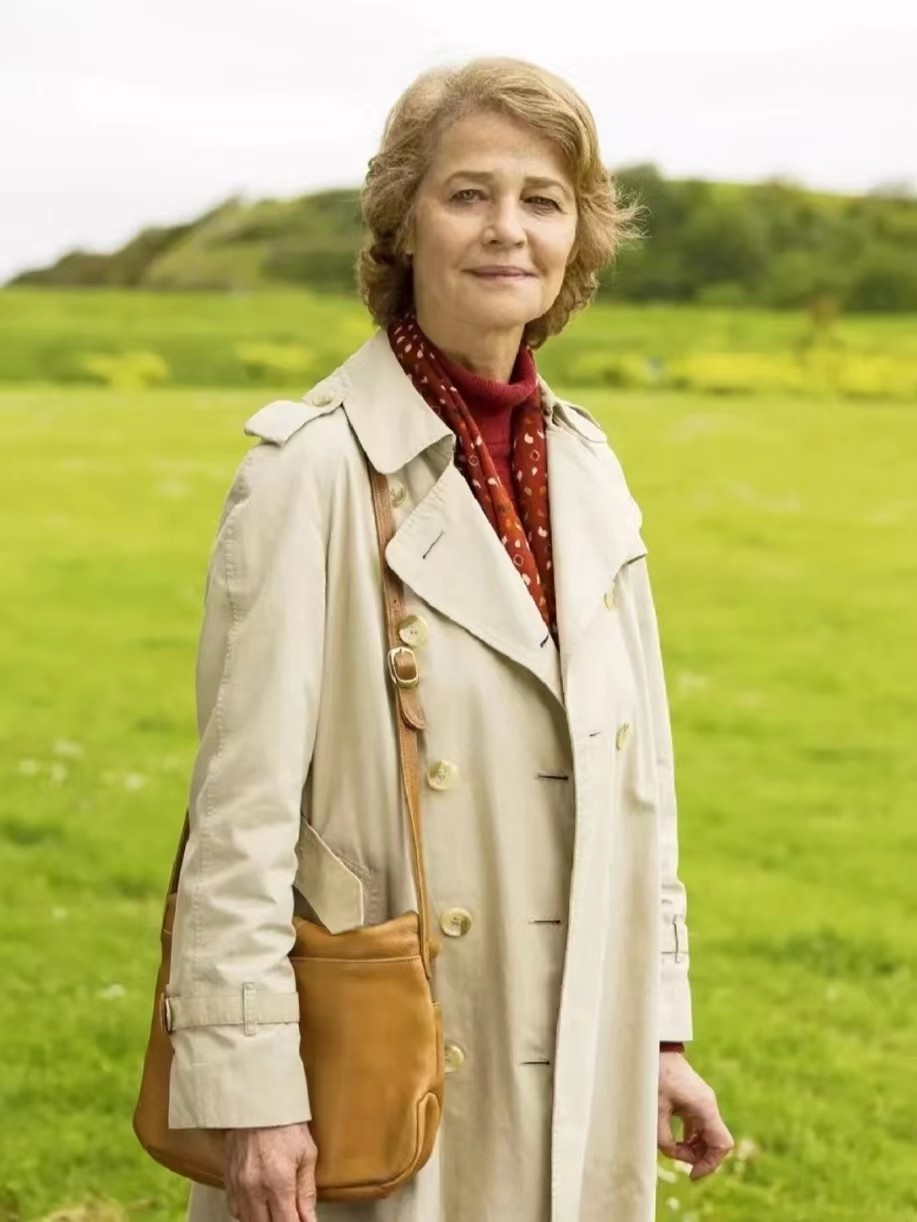 65岁奶奶的穿搭时髦大气又减龄,如何将奶奶装穿搭出高级感