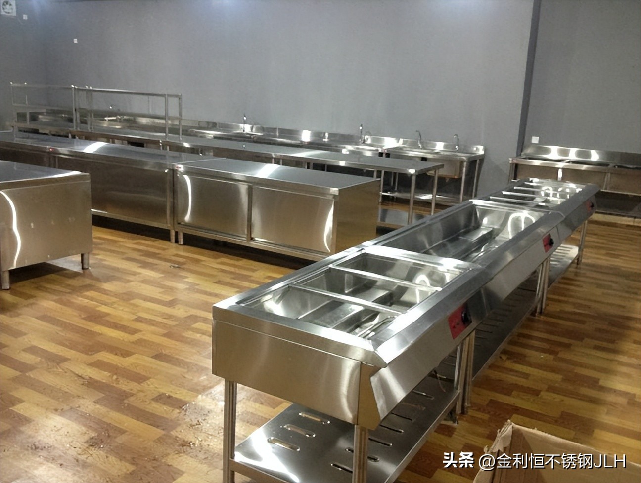 定制304不锈钢整体橱柜多少钱一米,整体不锈钢厨房橱柜厂家批发