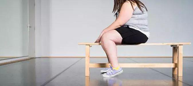 女人摘掉子宫还会来姨妈么,女人摘掉卵巢后与正常女人的区别