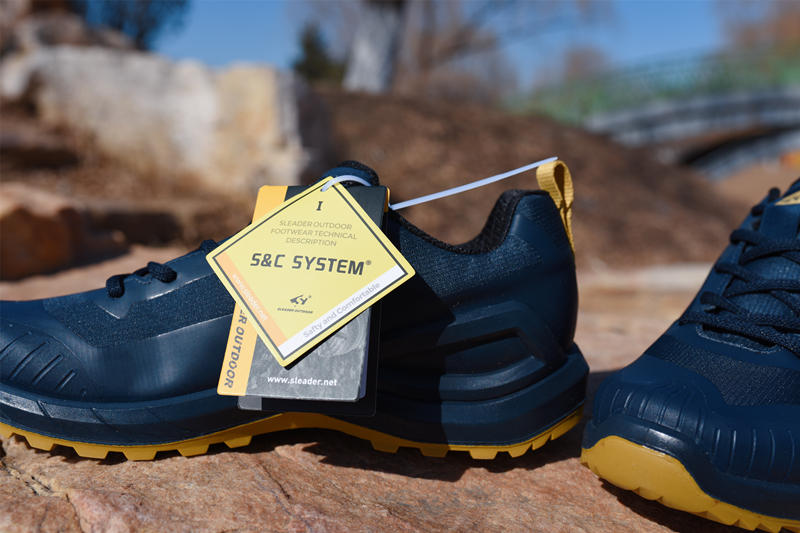 秋冬户外防水防滑软底徒步鞋,全防水全透气徒步鞋