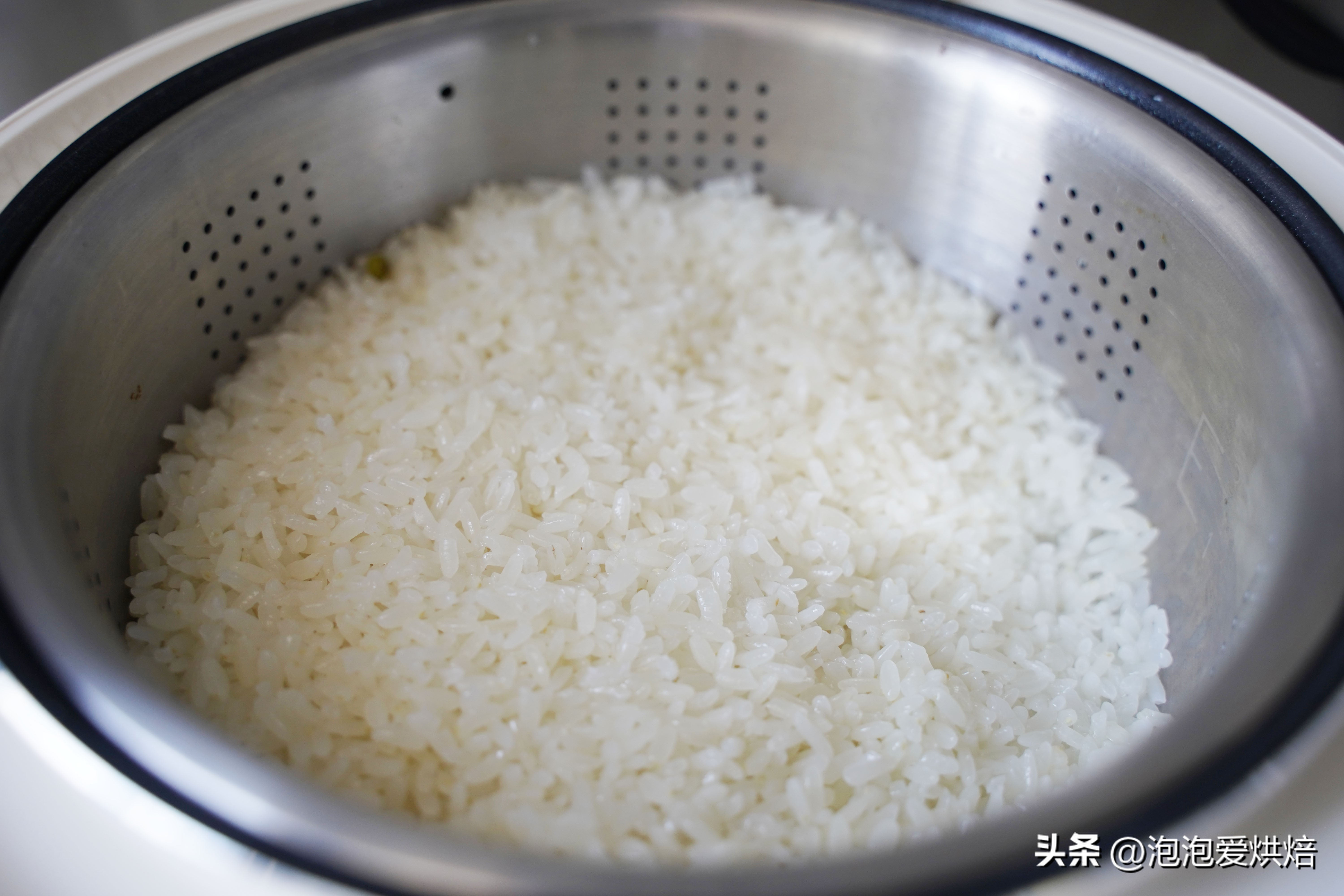 减脂期不能吃米饭？错！蓝宝蒸汽米汤电饭煲，一键实现低糖低热量