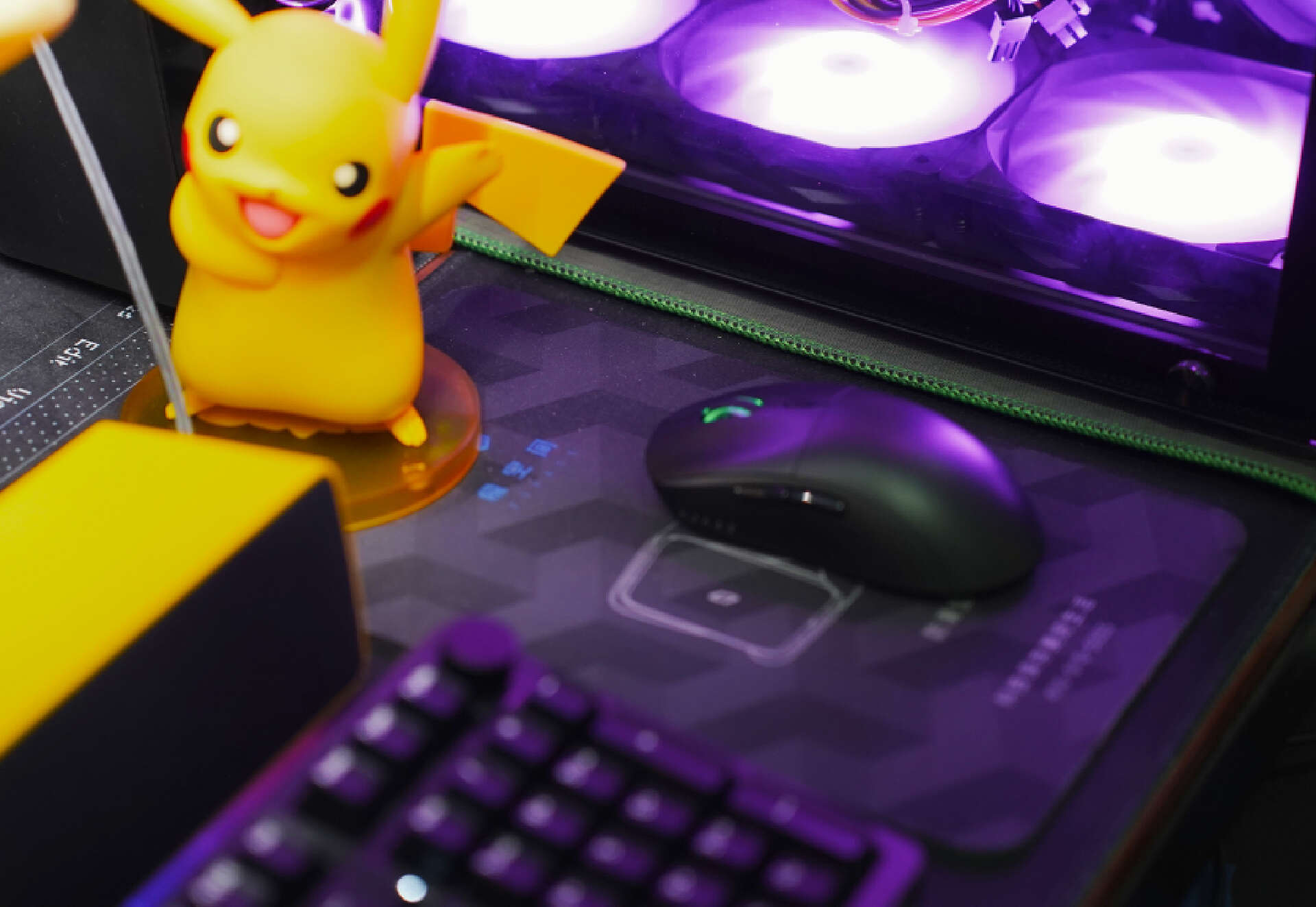 黑爵aj199和雷蛇v3差距,黑爵鼠标aj199和pro