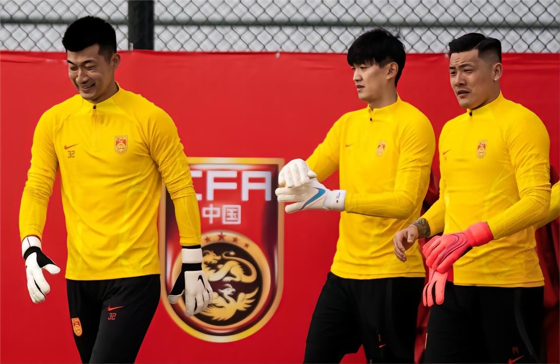 林良铭与韦世豪同在国奥队吗,国足公布新一期集训名单林良铭