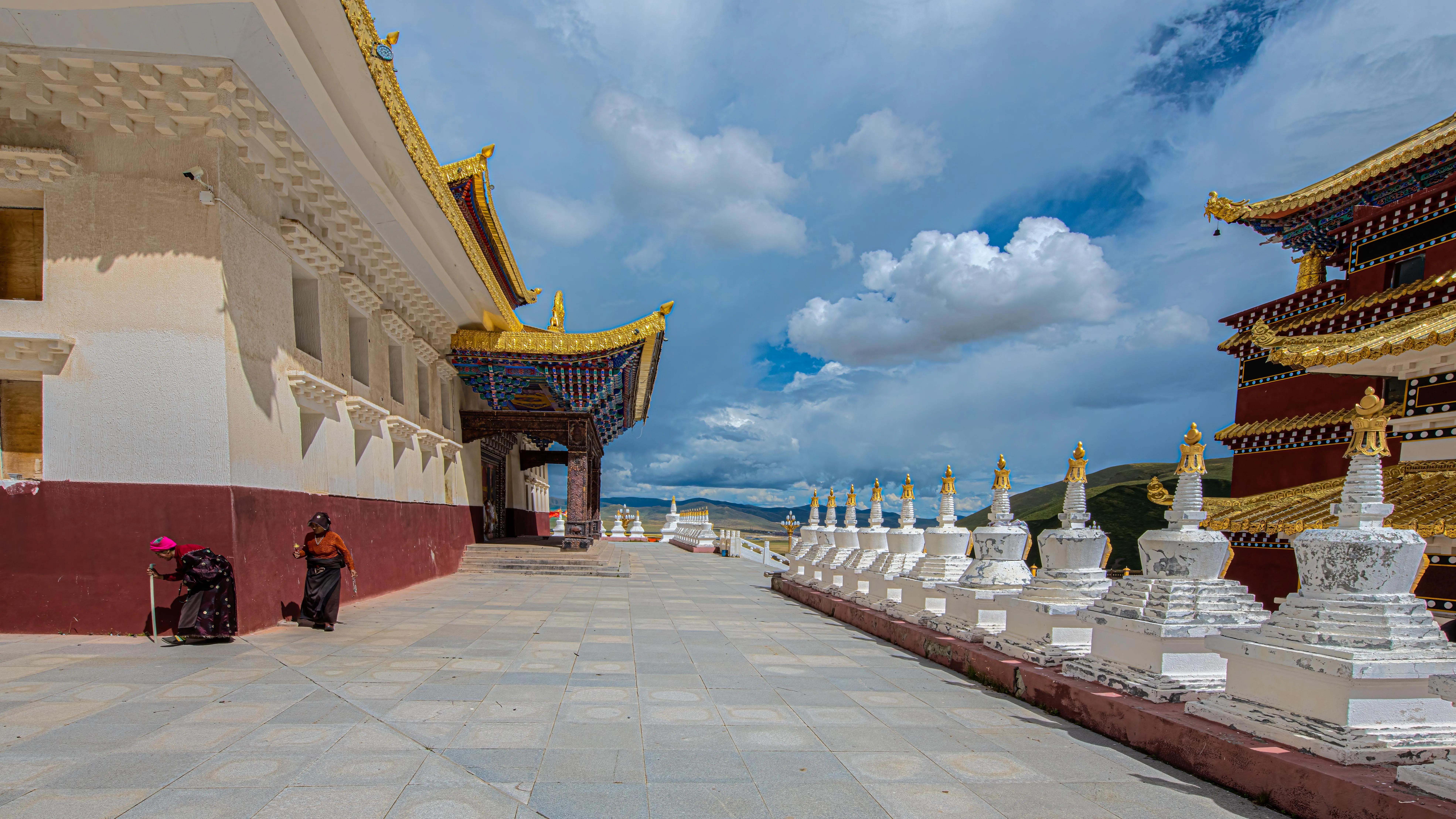 甘孜州最美风景在路上,金秋的甘孜州