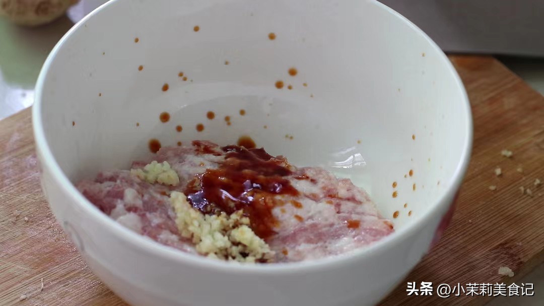 黑芝麻是不是高钙食物,补钙是白芝麻好还是牛奶好