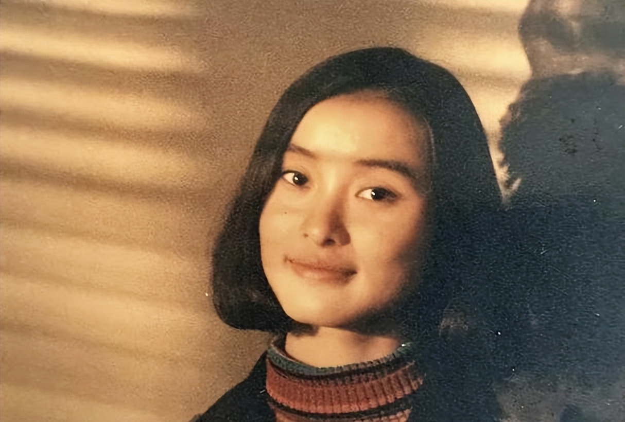 吴越有固定伴侣吗,48岁吴越至今未嫁