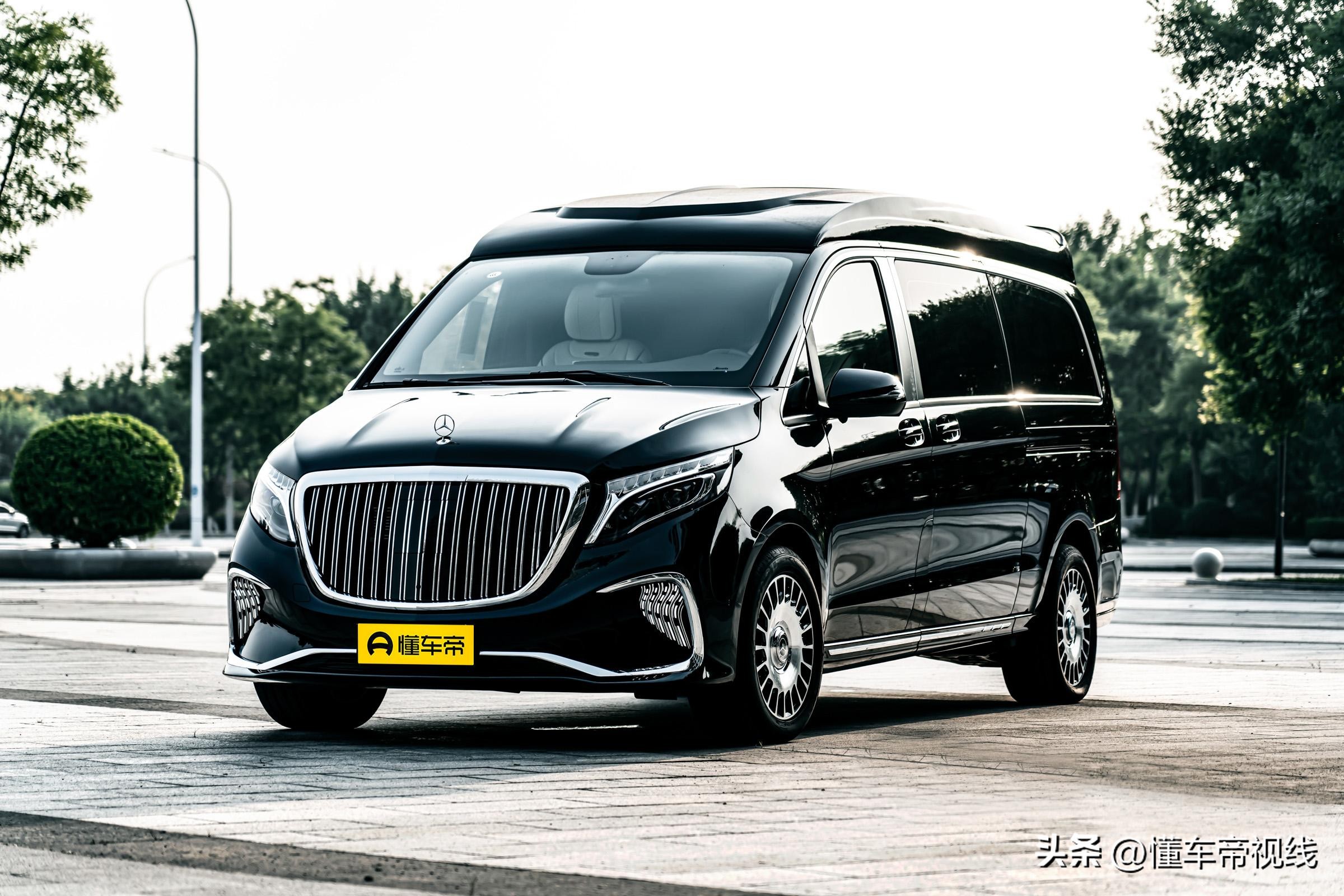 新车奔驰v8落地价,2023奔驰豪华商务车最新款价格