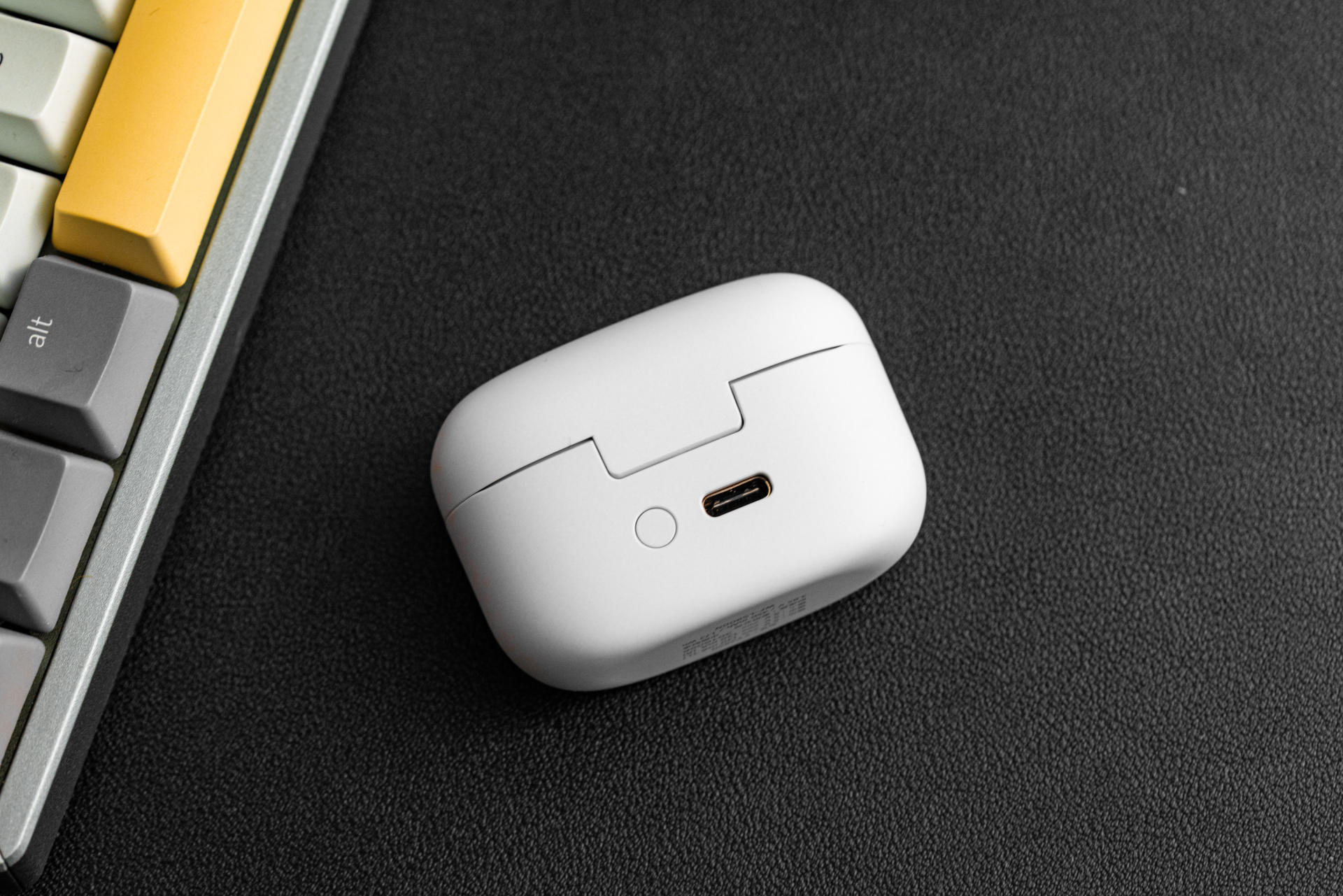 索尼wf-1000xm5和华为freebudspro3,索尼wf-1000xm3和beatsstudiobuds