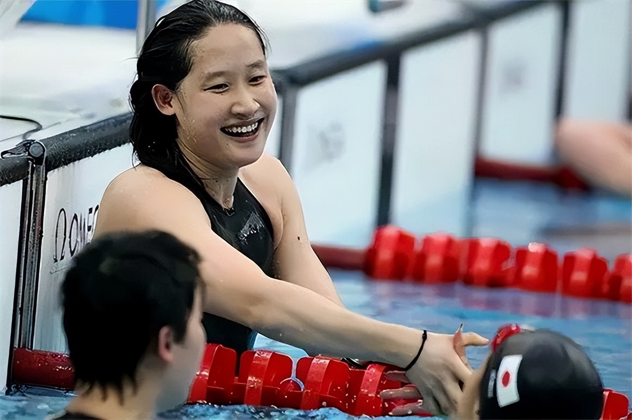 中国游泳运动员刘子歌图,游泳冠军刘子歌近况