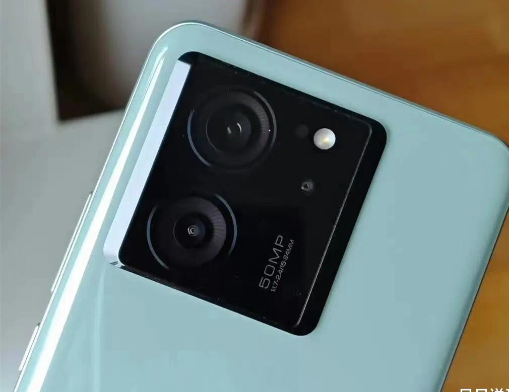 ###小米2S：当年的供不应求，性价比传奇