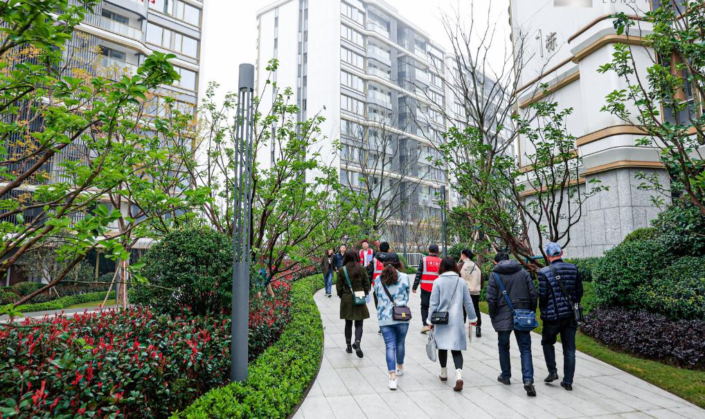 “精质”兑现力的信心保亿御江临风举行工地开放日