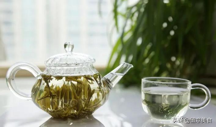 中国3款不起眼“廉价茶”，在超市落灰无人问津，行家却当成宝