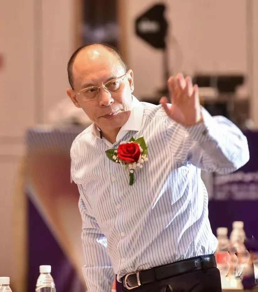 京城宝哥打小混混,京城宝哥