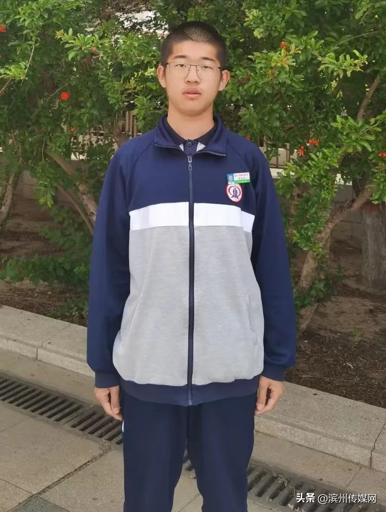 山东省北镇中学2004级,山东省北镇中学月度人物