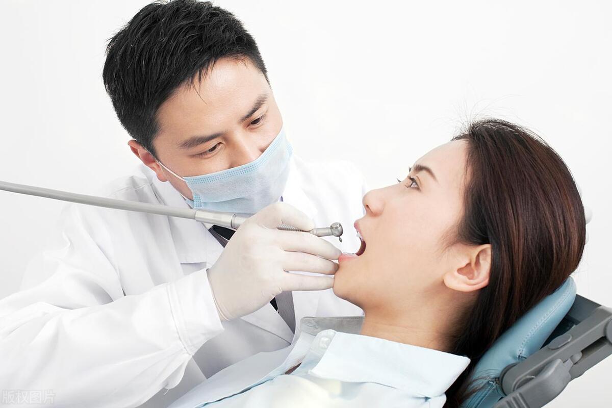 美团口腔新手店铺如何及时回复用户意见？三七互联