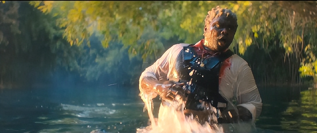 这部“R级片”，票房已破15亿，细扒这部电影，剧情画面太抓眼球