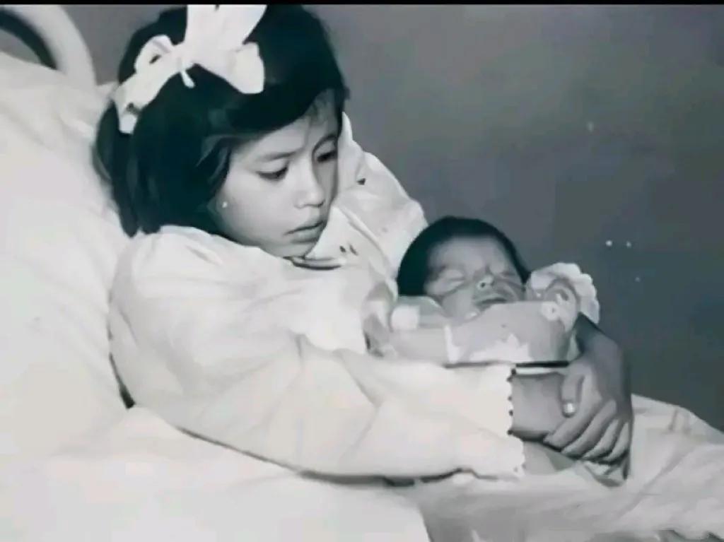 女孩肚子疼发现怀孕了,女孩肚子疼去医院发现怀孕