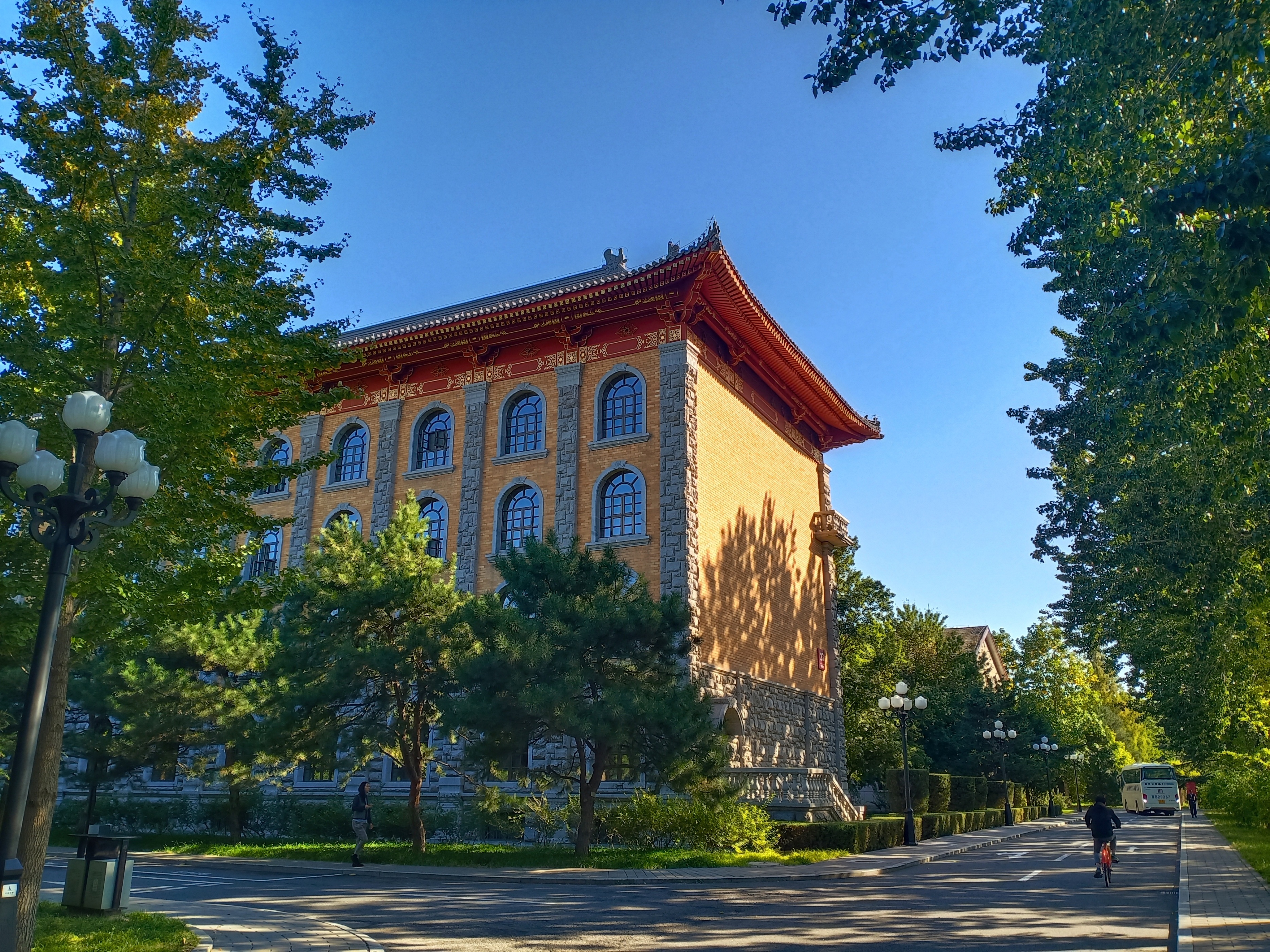 人在画中游图片,人在画中游视频大全