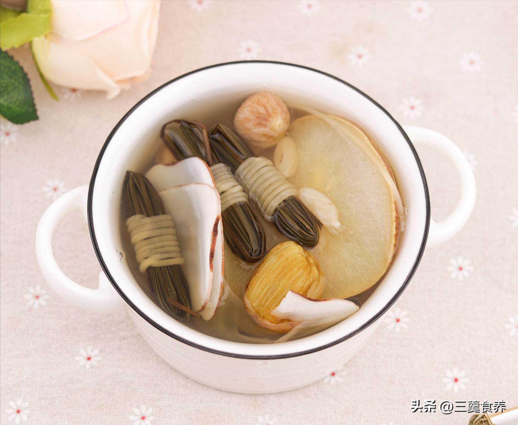 小孩口臭睡觉流口水煲什么汤,宝宝磨牙口臭喝什么汤