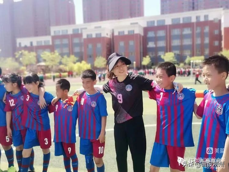 怀仁第二小学足球比赛,怀仁小学足球比赛