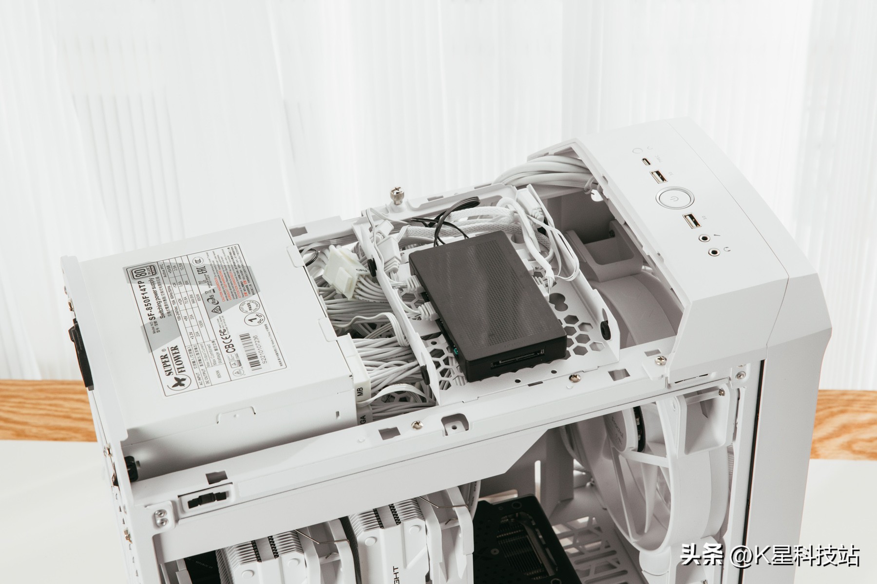 鍗庣x670e涓绘澘涓婁粈涔坈pu,鍗庣strixz690-e瑁呮満瑙嗛