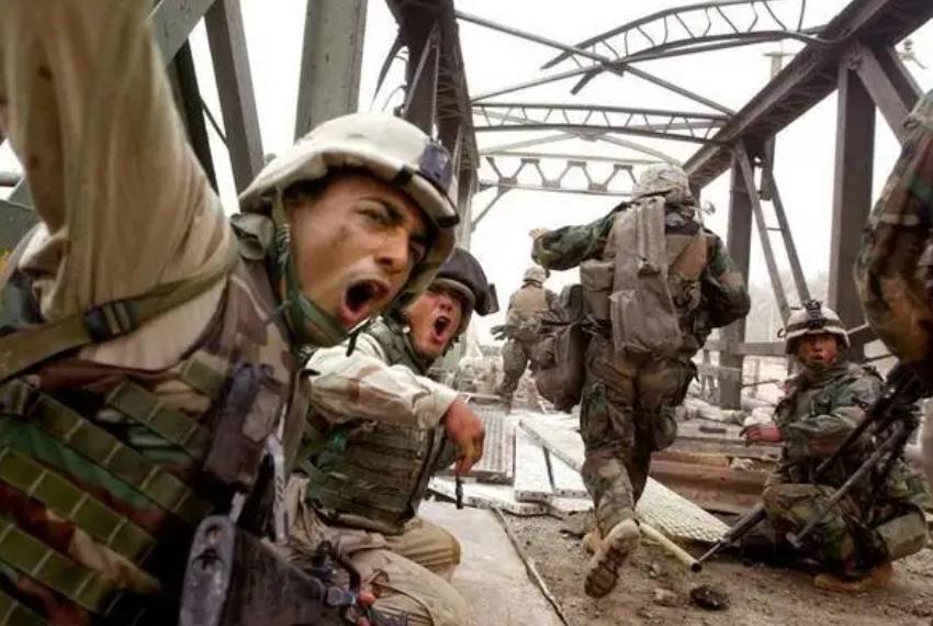 战争、流感和债务，现在的美国正重复着百年前英国衰落的老路