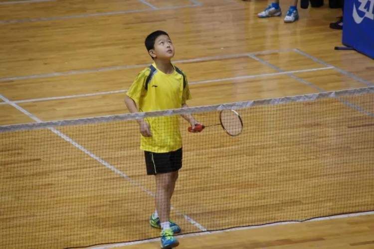 他们的青春因坚守而闪耀,用汗水和信念铸就梦想