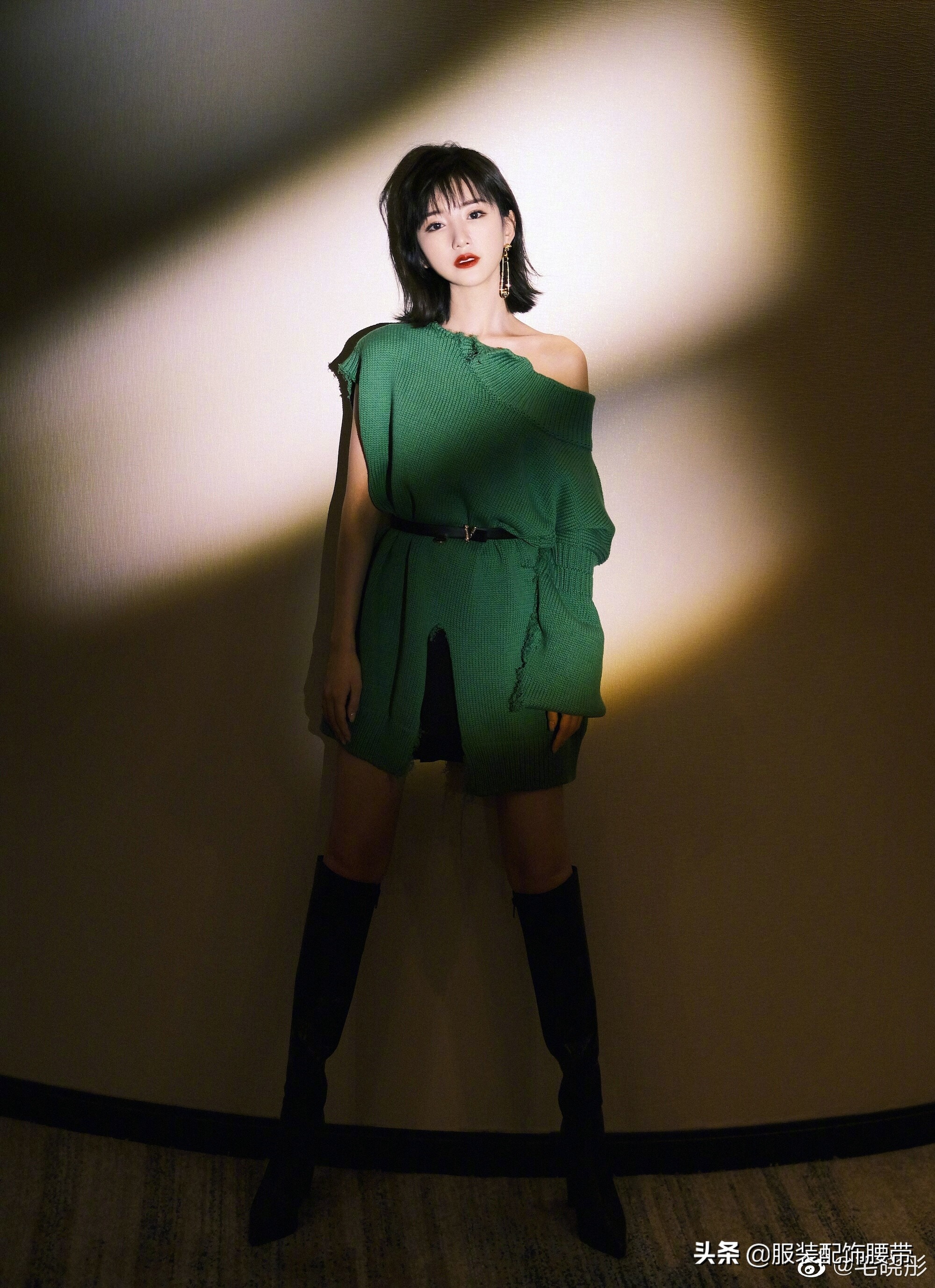 当红女明星束腰有妙招，学习古力娜扎毛晓彤完美的收腰技巧