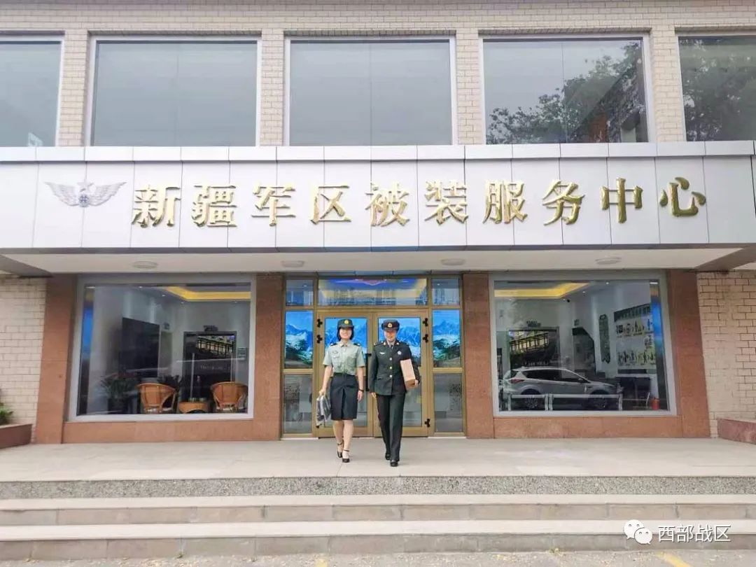 部队被装开箱,部队被装