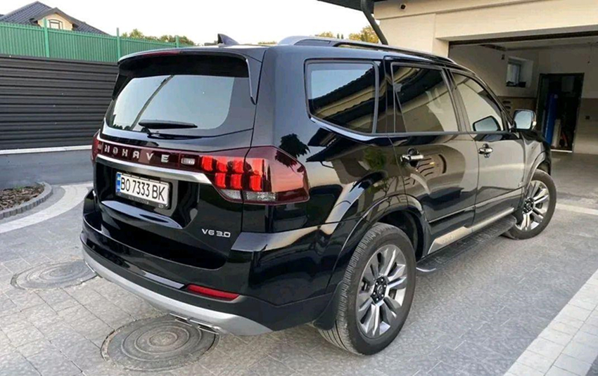 全新起亚霸锐海外实车硬朗的造型,起亚霸锐和现代维拉克斯