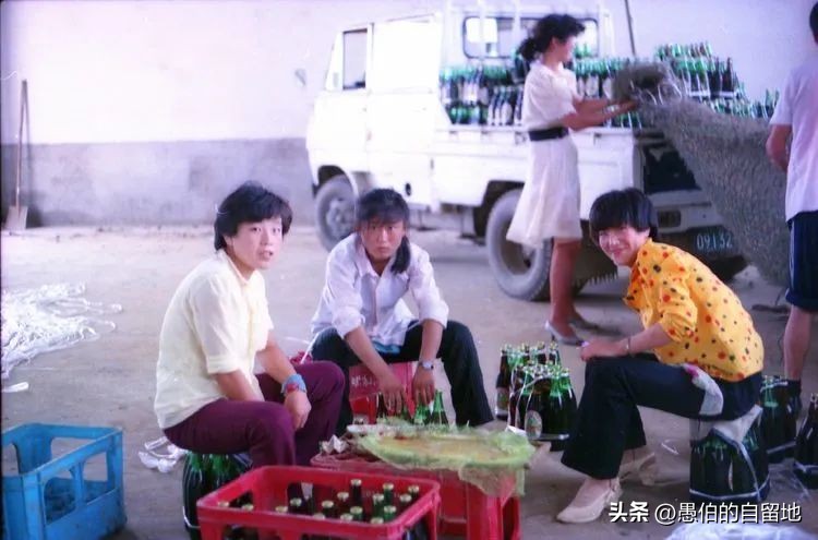 纪实：从小辍学的她，竟因半本旧书，最终翻身做了老板