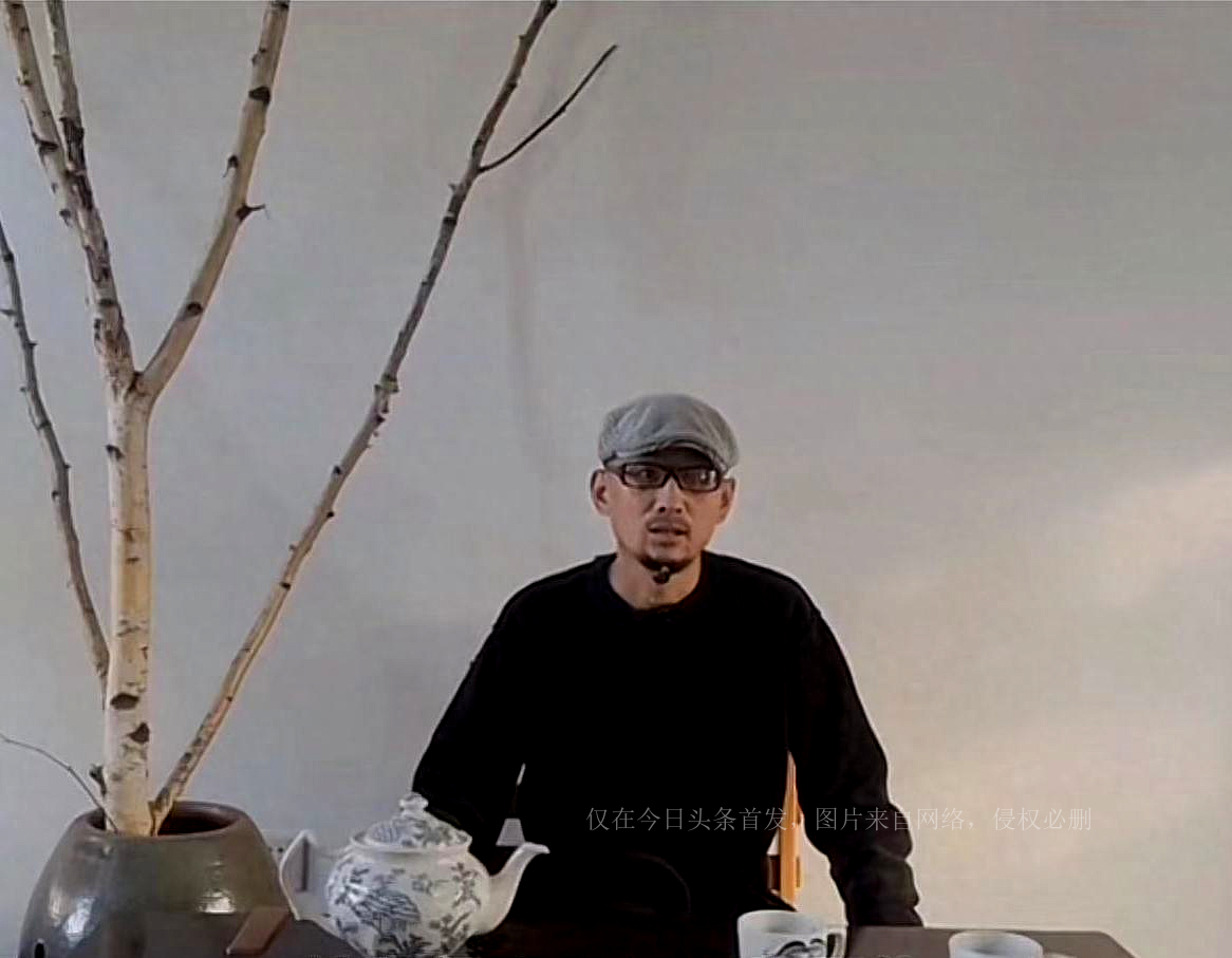 阿宝被揭穿身份后淡出娱乐圈,阿宝退出歌坛后如今过得怎么样