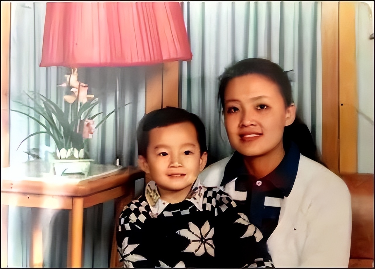 张兰被资本算计后怎么起家的,张兰创业史情史