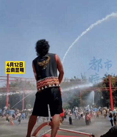不用去云南可以过的泼水节,人生总要来云南过一次泼水节吧