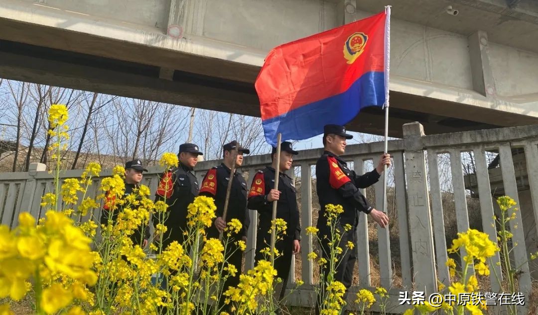 拥抱春天播种希望植树节手抄报,植树节拥抱春天播种梦想主题班会