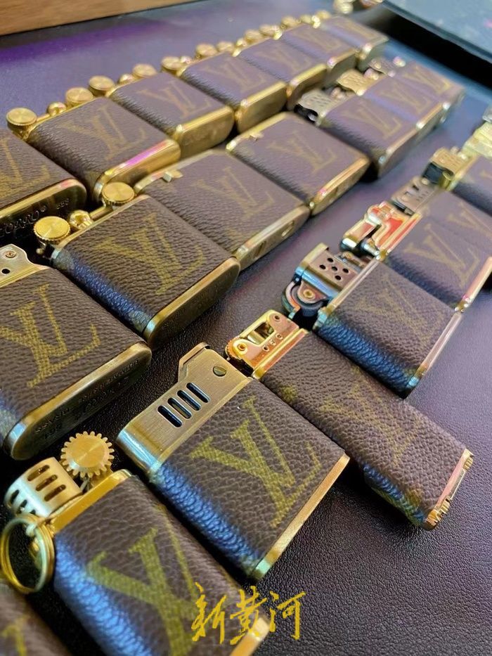 回归的90后中古店主理人:从小摊到小店,小众圈层的审美与日常