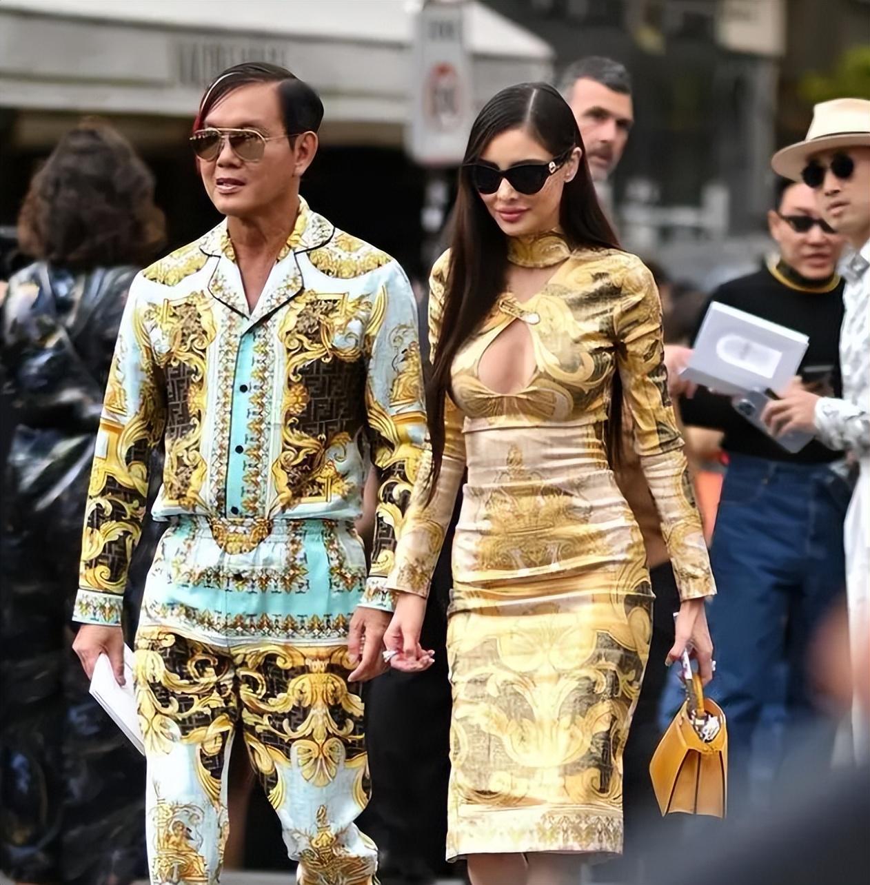 澳门赌王十大豪车,澳门赌王一家近照