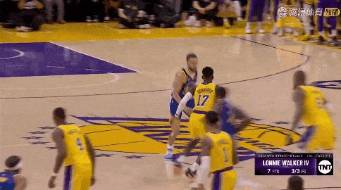 湖人勇士g4全场沃克多少分,湖人vs勇士g4第四场沃克
