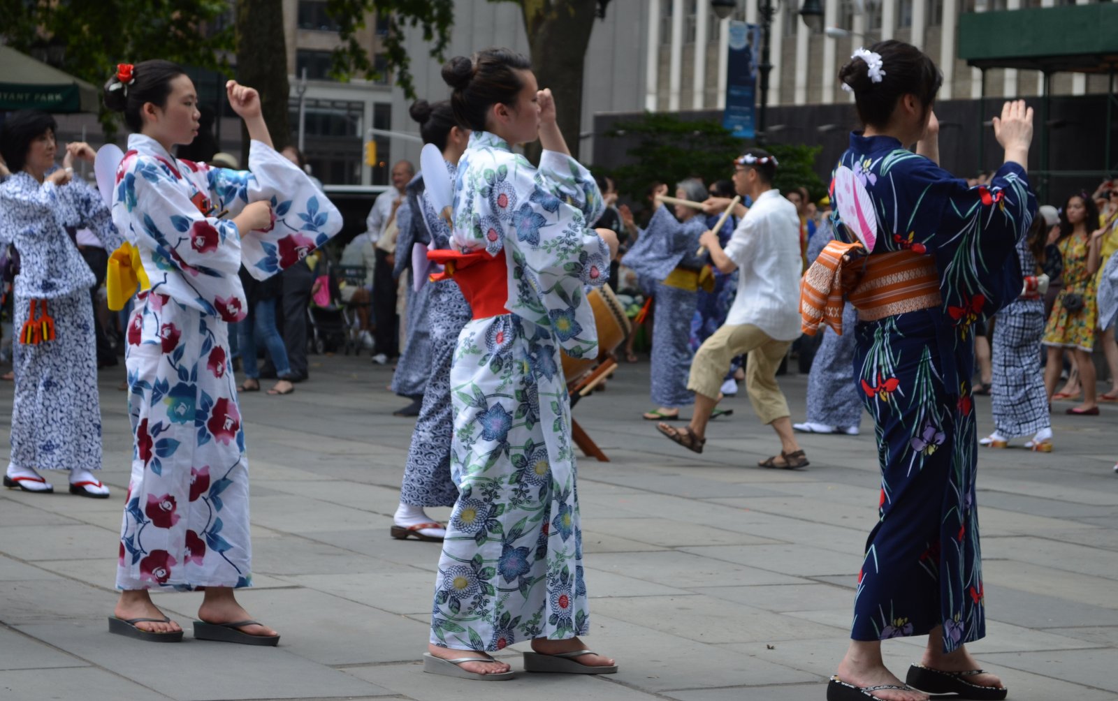 国外人过清明节吗,外国人在中国过清明节都干些什么