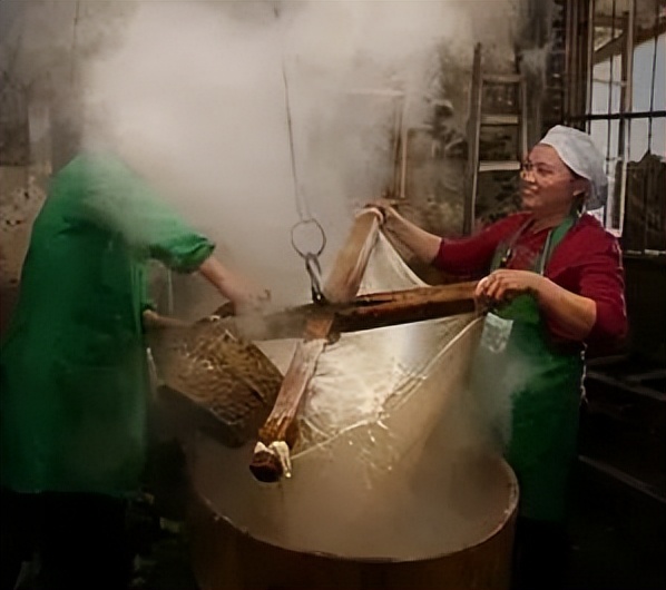 江西非遗：宜丰霉豆腐，当地人餐桌不可或缺的美食，可带走的乡愁