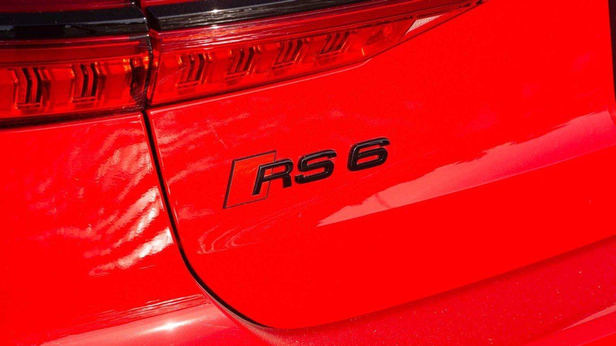 地表最强瓦罐奥迪rs6,奥迪rs6的价格是多少