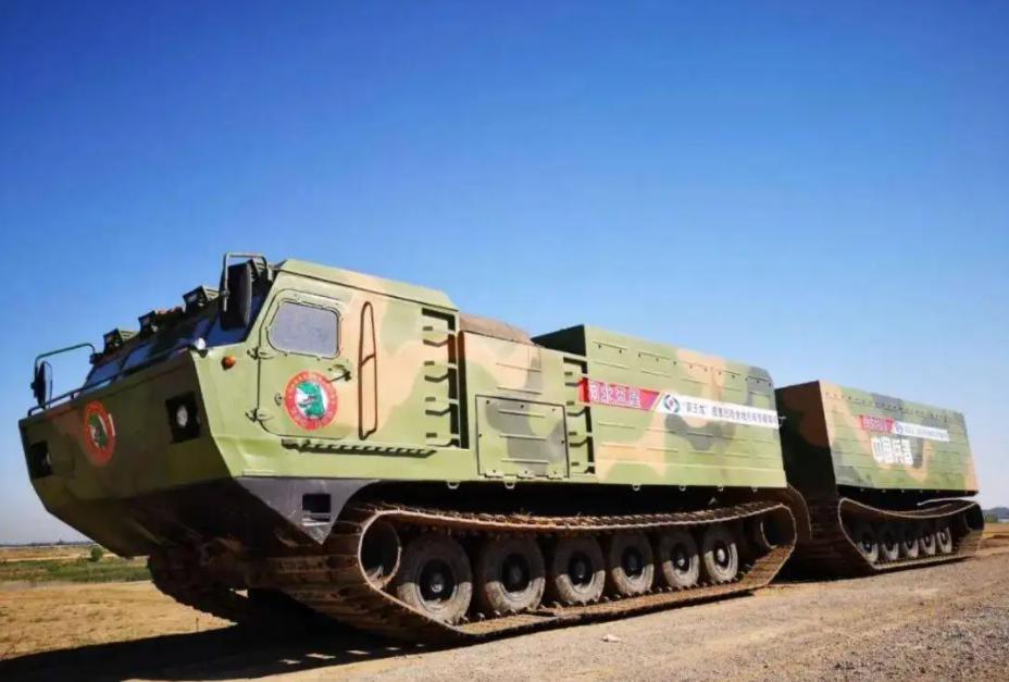 来自东北农村的机械师方力频，立志研发利国神器，拒绝卖给老美